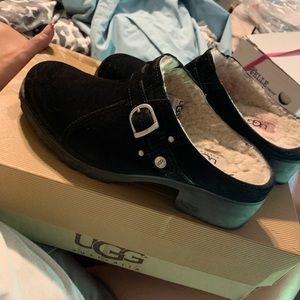 UGG clogg, black suade